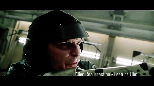 "Alien Resurrection" - A commanding soldier takes charge of the room. Opposite Ron PerlmanGary Dourdan